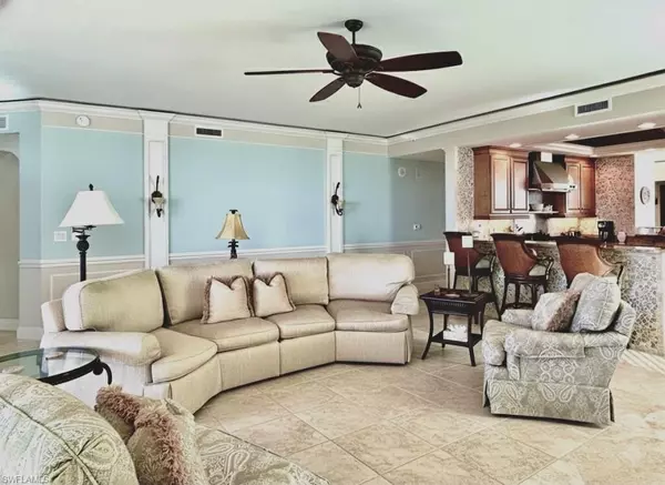 Naples, FL 34110,275 Indies WAY #901