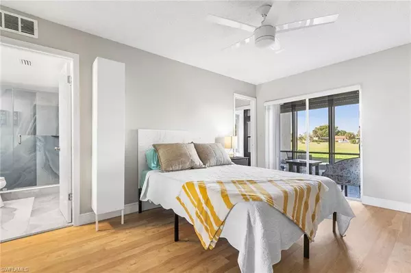 Naples, FL 34112,3655 Boca Ciega DR #108