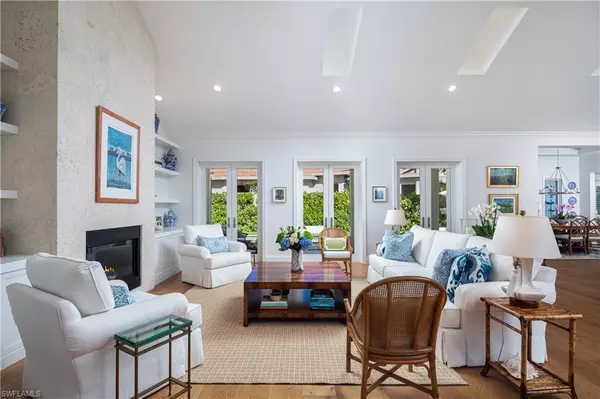 Naples, FL 34103,485 Wedge DR