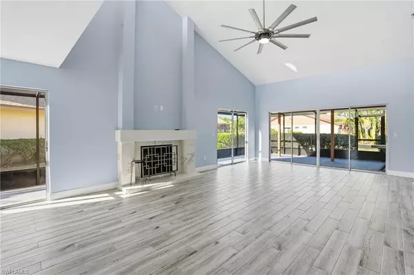 Fort Myers, FL 33908,6431 Royal Woods DR