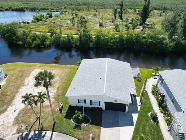 Fort Myers Beach, FL 33931,17940 Peppard DR