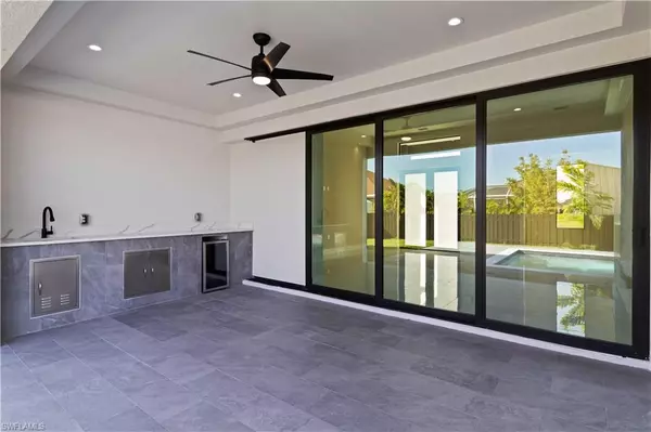 Cape Coral, FL 33993,2015 NW 21 ST