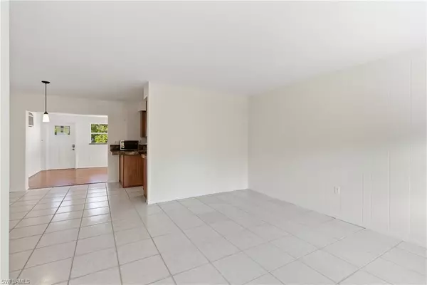 Naples, FL 34103,1235 Rordon AVE