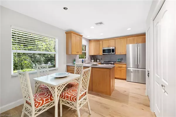 Naples, FL 34103,3200 Binnacle DR #C3