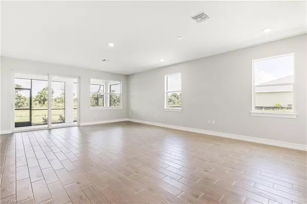 Punta Gorda, FL 33982,17842 SHADE TREE LOOP