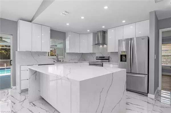 Lehigh Acres, FL 33971,2524 Dora CT