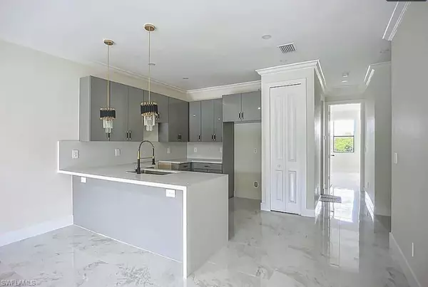 Lehigh Acres, FL 33974,316 Poplar ST