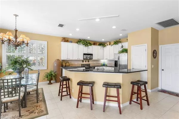 Naples, FL 34120,2239 Grove DR