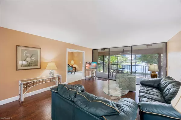 4250 Steamboat BND #203, Fort Myers, FL 33919