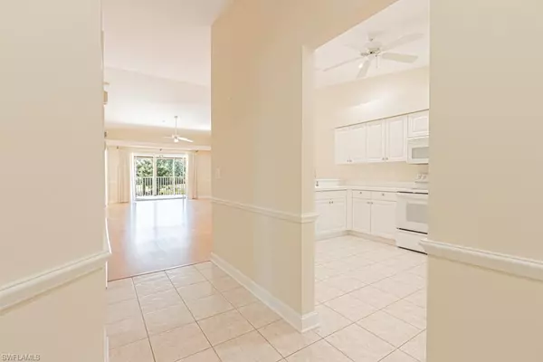 Naples, FL 34112,8440 Naples Heritage DR #1321