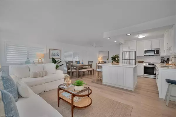 Naples, FL 34102,1950 Gulf Shore BLVD N #101