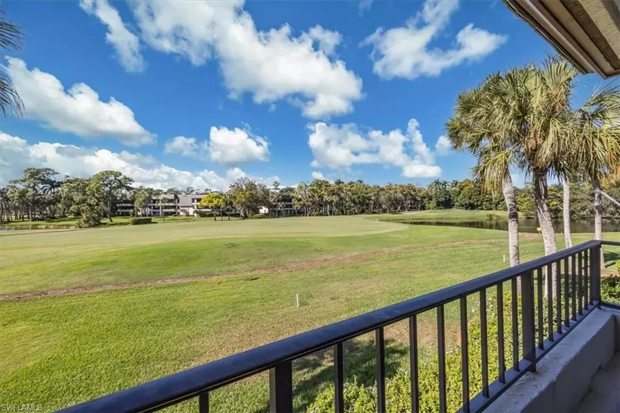 104 Clubhouse DR #272, Naples, FL 34105