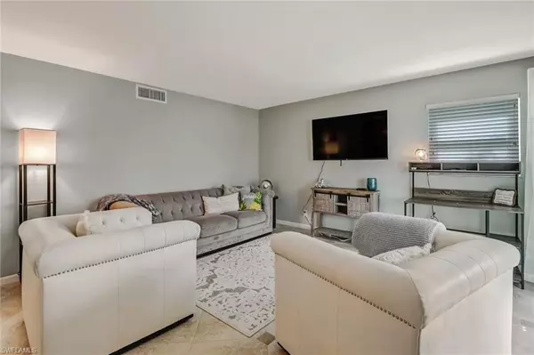 Naples, FL 34102,1351 Curlew AVE #104