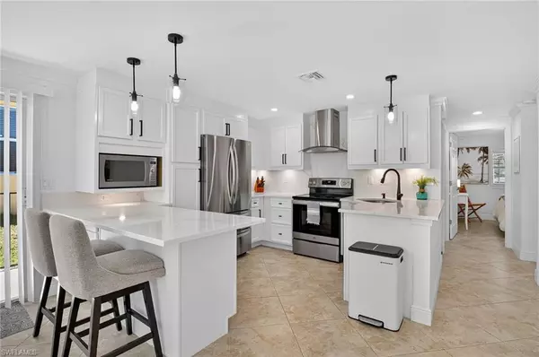 Naples, FL 34108,759 92nd AVE N