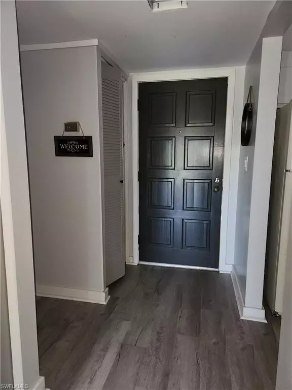 New Port Richey, FL 34653,7141 Dell Road #3