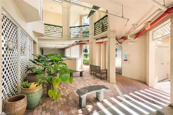 Bonita Springs, FL 34134,25161 Sandpiper Greens CT #203