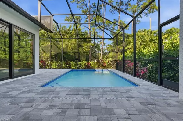 2727 Van Buren AVE, Naples, FL 34112