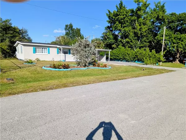 North Fort Myers, FL 33903,804 March ST