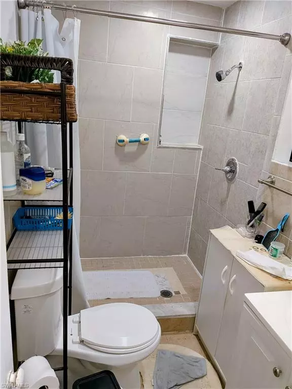 North Fort Myers, FL 33903,804 March ST