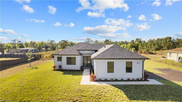 2664 43rd AVE NE, Naples, FL 34120