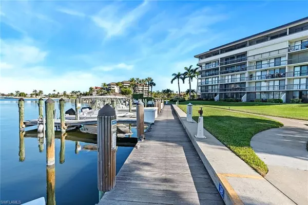 Marco Island, FL 34145,651 Seaview CT #B601