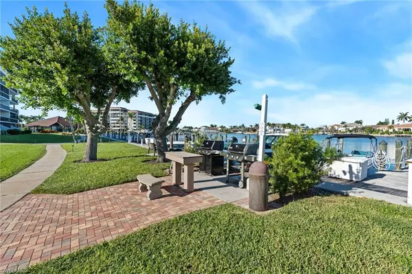 Marco Island, FL 34145,651 Seaview CT #B601