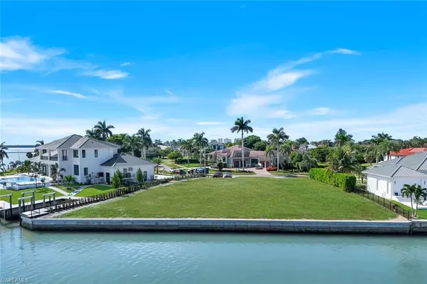 Marco Island, FL 34145,995 Caxambas DR