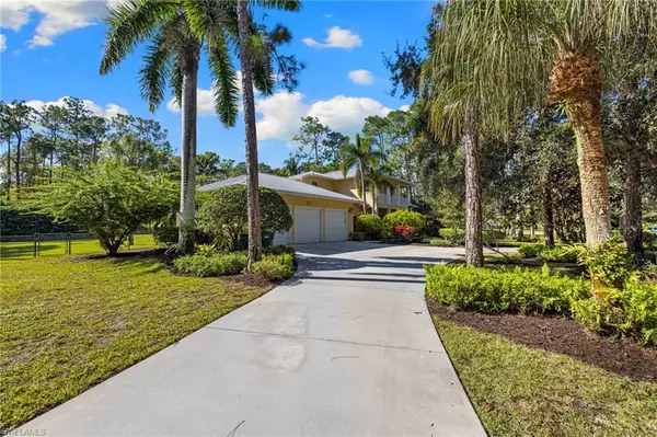 Naples, FL 34119,6320 English Oaks LN