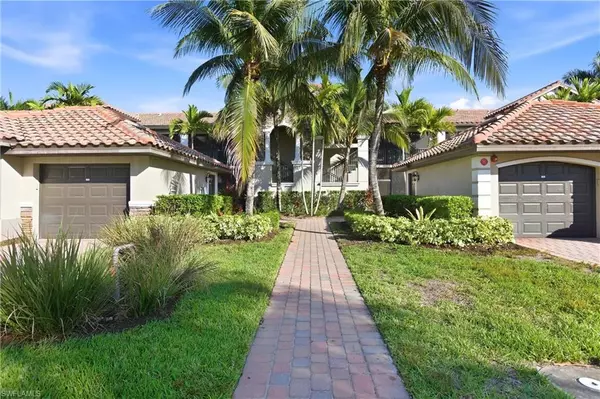 9844 Venezia CIR #714, Naples, FL 34113