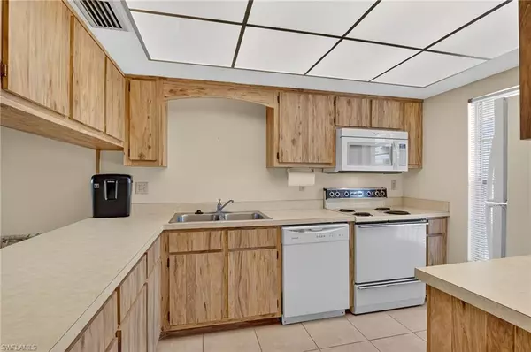 Fort Myers, FL 33908,16031 Dublin CIR #204