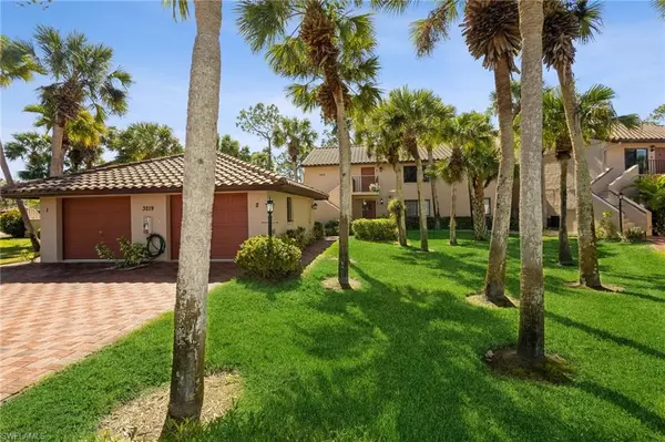 3219 Horse Carriage WAY #2, Naples, FL 34105