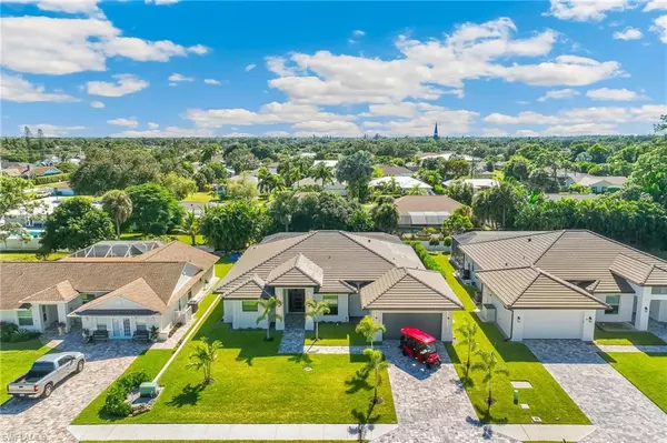 Naples, FL 34110,80 Willowick DR