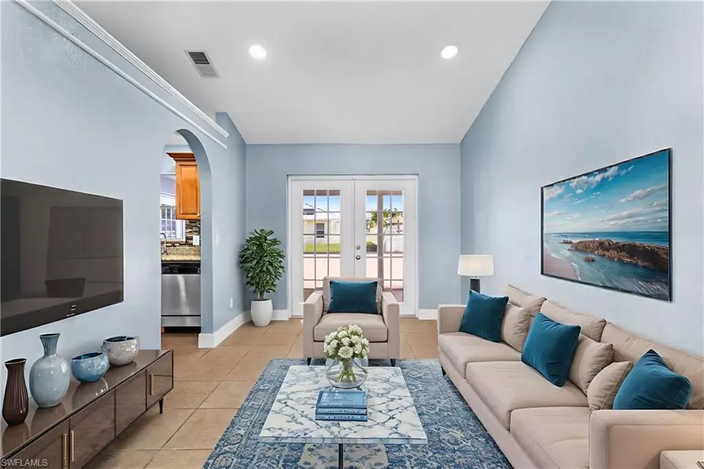 Cape Coral, FL 33909,1715 NE 2nd AVE