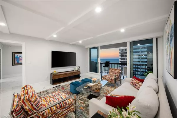 Naples, FL 34103,4001 Gulf Shore BLVD N #1104