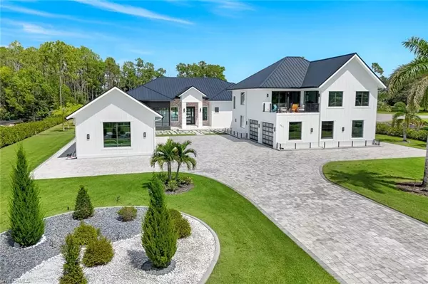 Naples, FL 34109,6677 Hunters RD