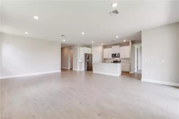 North Fort Myers, FL 33903,16873 Elkhorn Coral DR