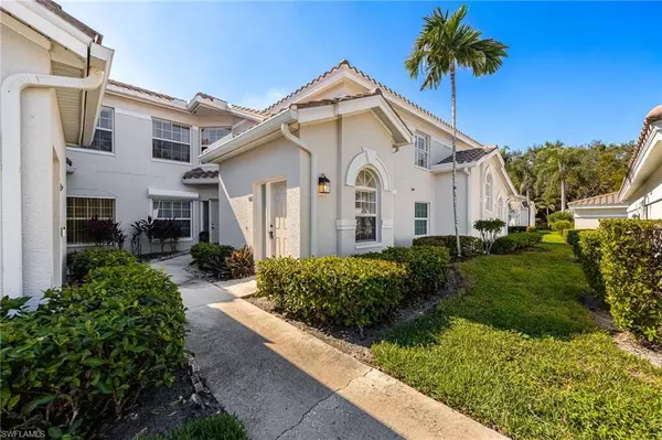 Naples, FL 34109,6927 Satinleaf RD N #203