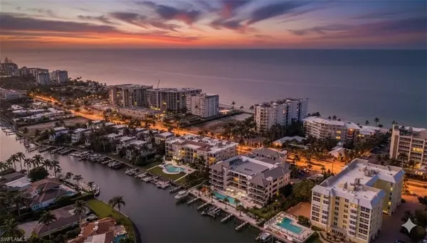 Naples, FL 34102,1820 Gulf Shore BLVD N #402-403