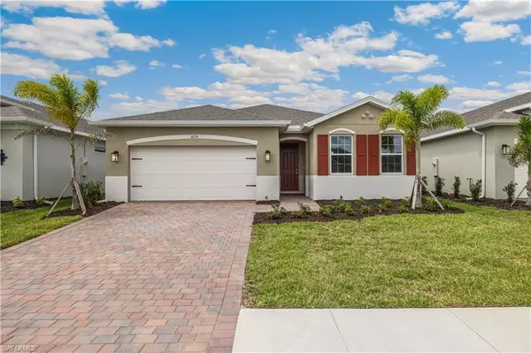 552 SPRING HILL LAKE LOOP, Cape Coral, FL 33993