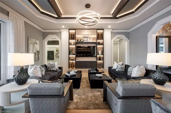 Naples, FL 34103,405 NEAPOLITAN WAY