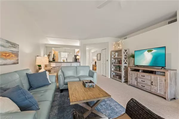 Naples, FL 34104,465 Robin Hood CIR #101