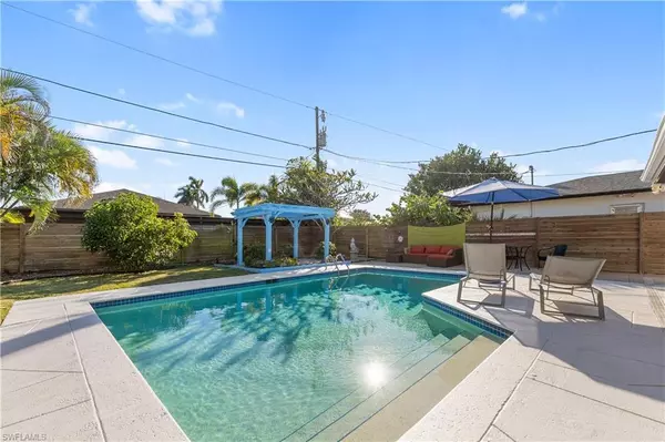 604 110th AVE N, Naples, FL 34108