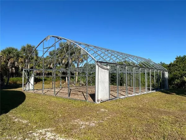 Naples, FL 34117,2875 18th AVE SE