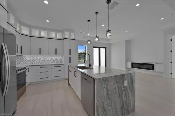 Naples, FL 34120,3699 20th Ave NE