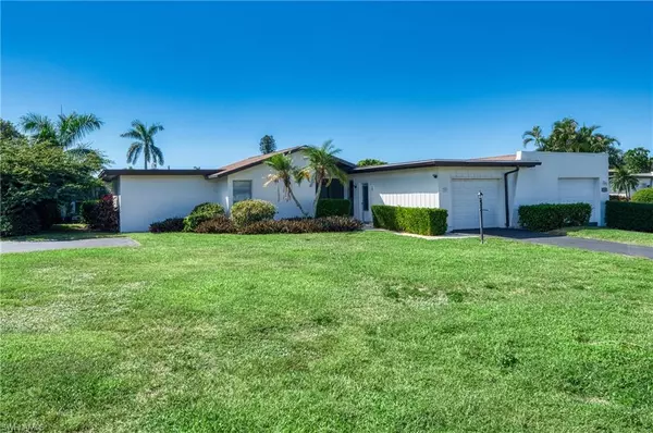 Naples, FL 34112,3103 Boca Ciega DR