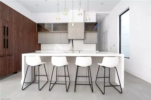 Naples, FL 34117,4070 24th AVE SE