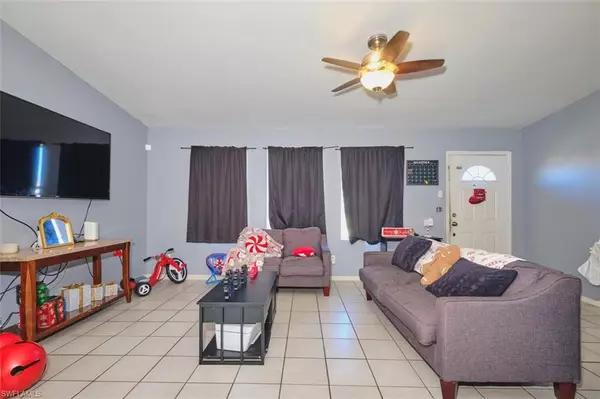 Cape Coral, FL 33914,706 SW 31st ST