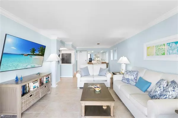 Marco Island, FL 34145,440 Seaview CT #1610