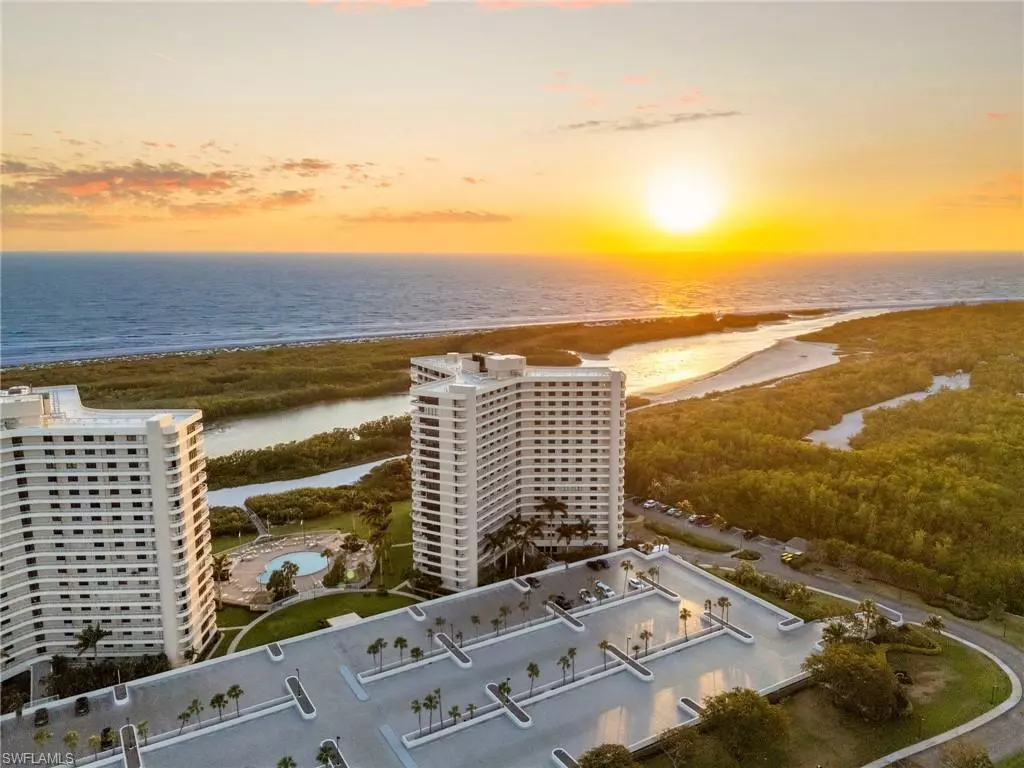 Marco Island, FL 34145,440 Seaview CT #1610