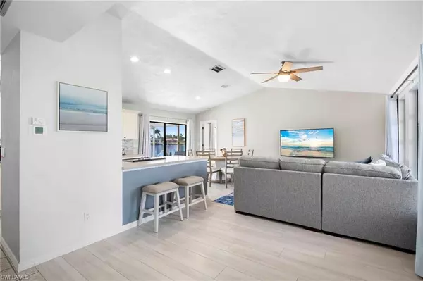 Fort Myers, FL 33903,4530 W Coral CIR